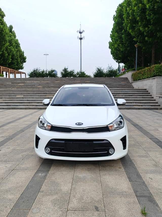 KIA Pegas