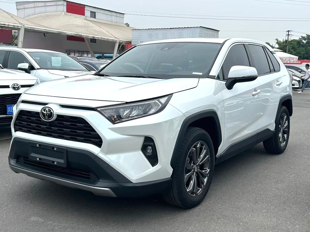 RAV4
