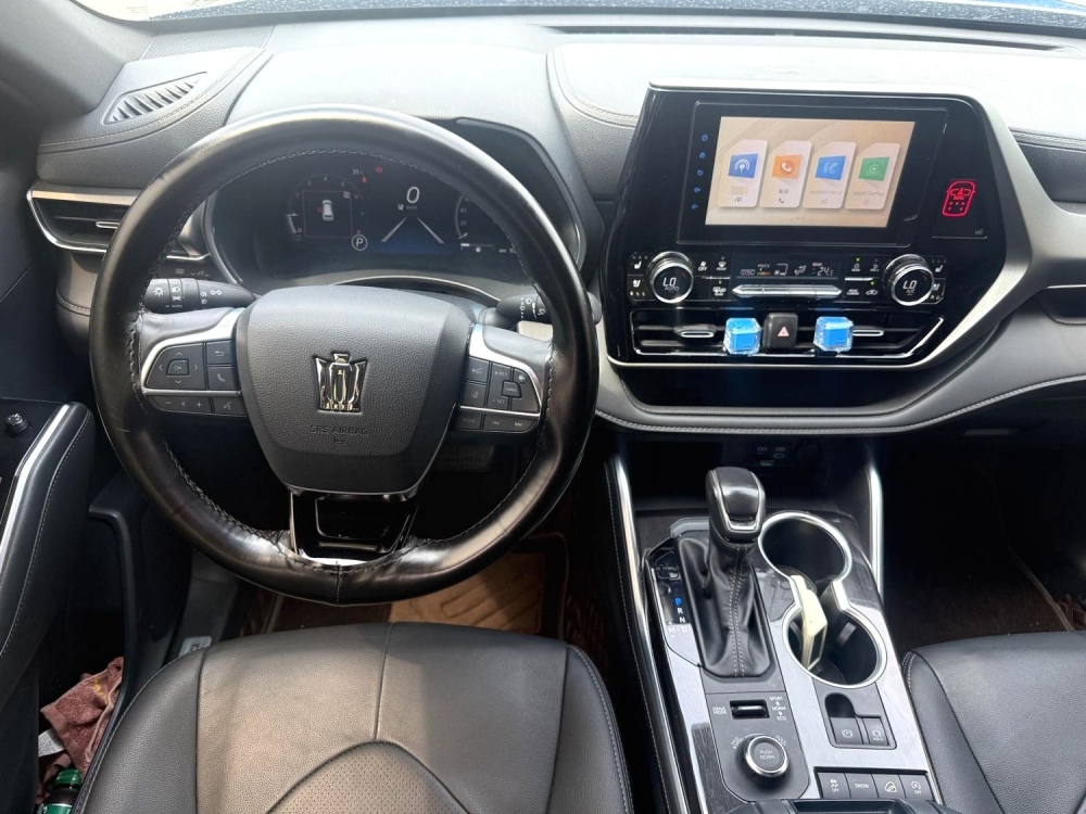 Crown Kluger