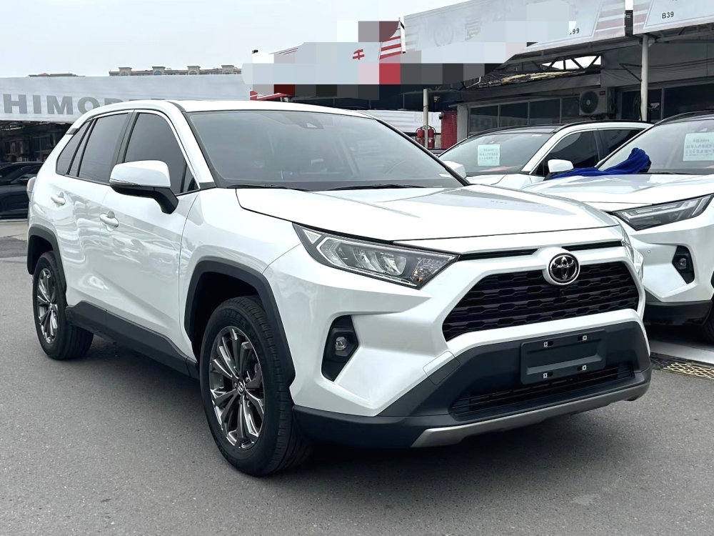 RAV4