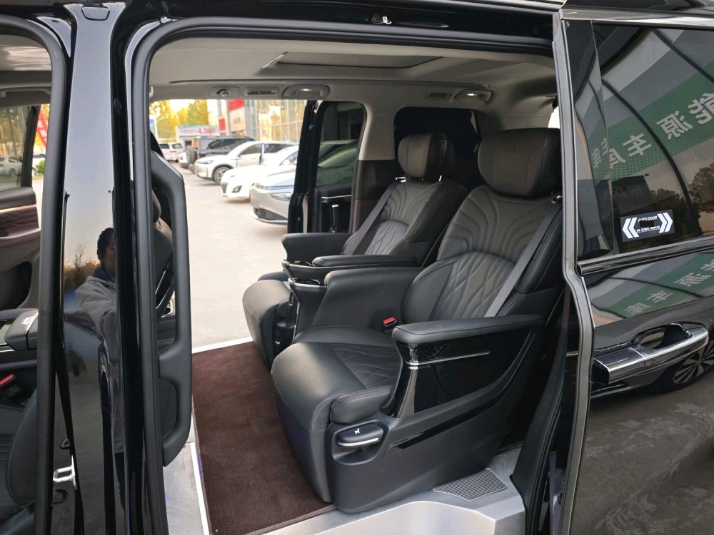 Trumpchi M8