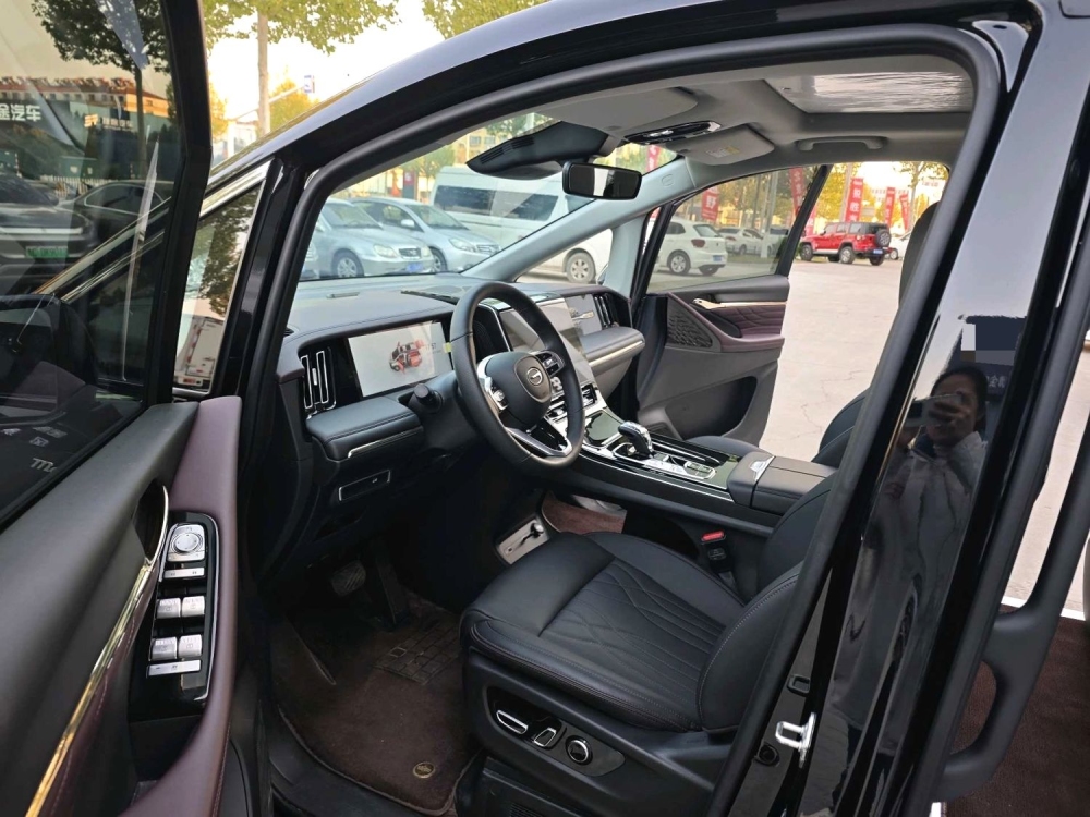 Trumpchi M8