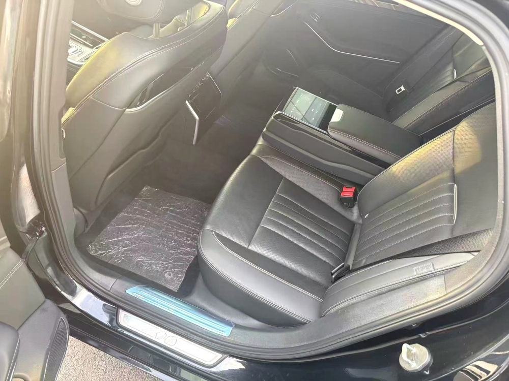 Hongqi H9