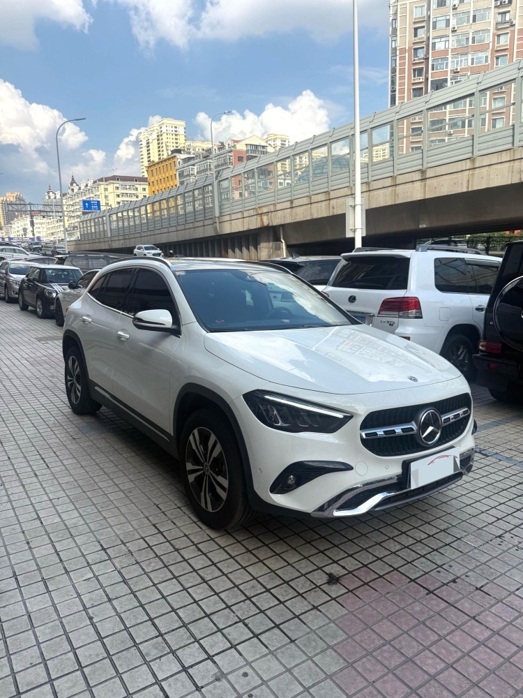 GLA 200