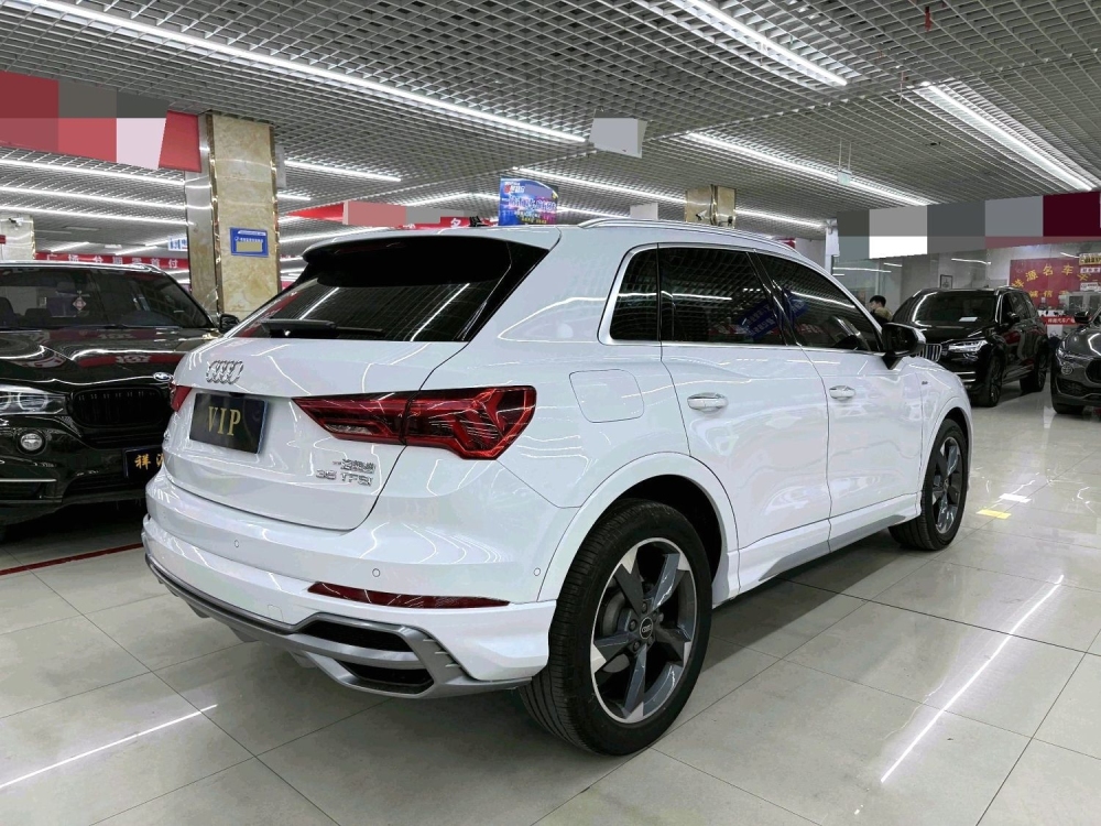 Q3