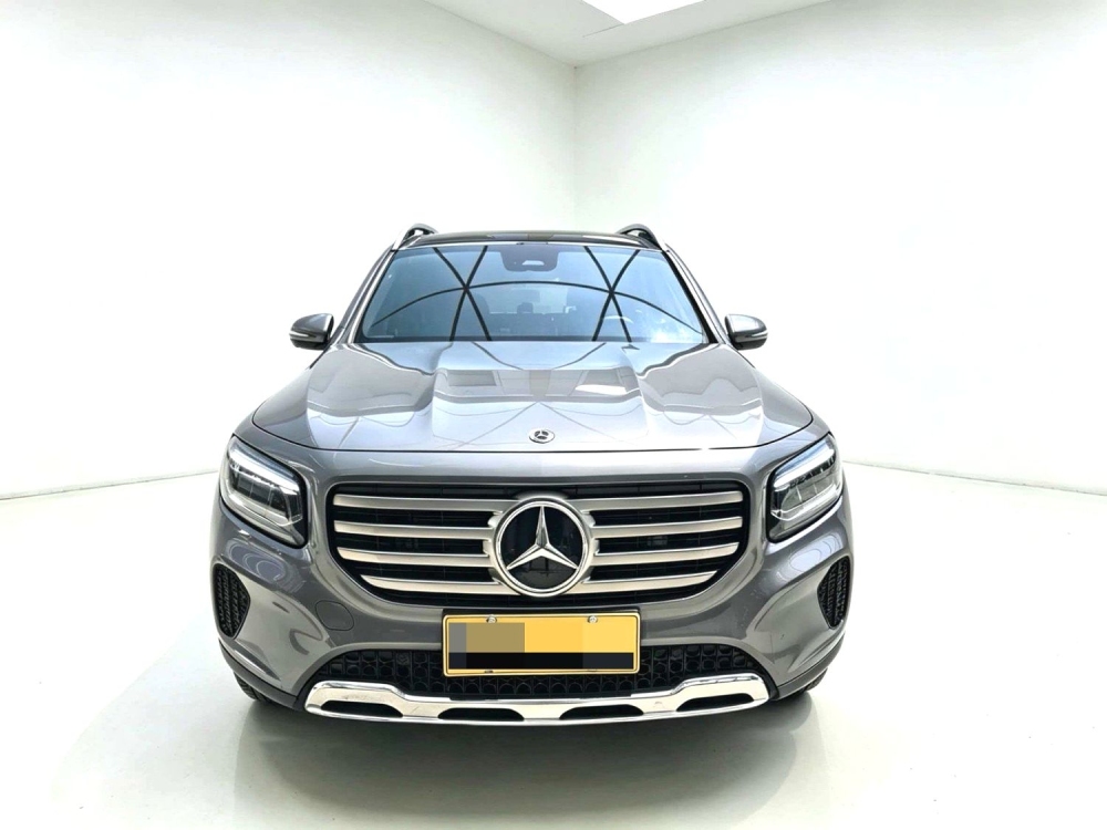 GLB 220