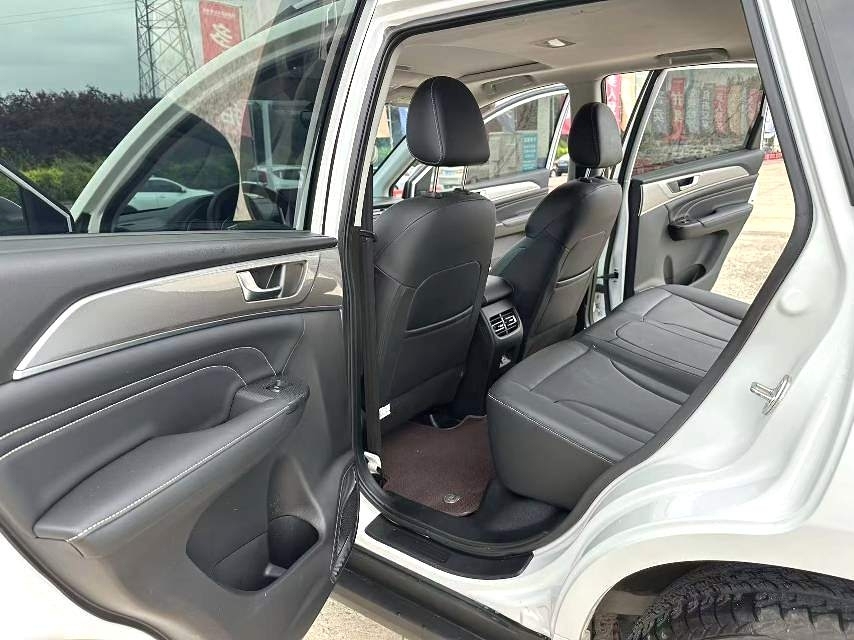 Haval M6