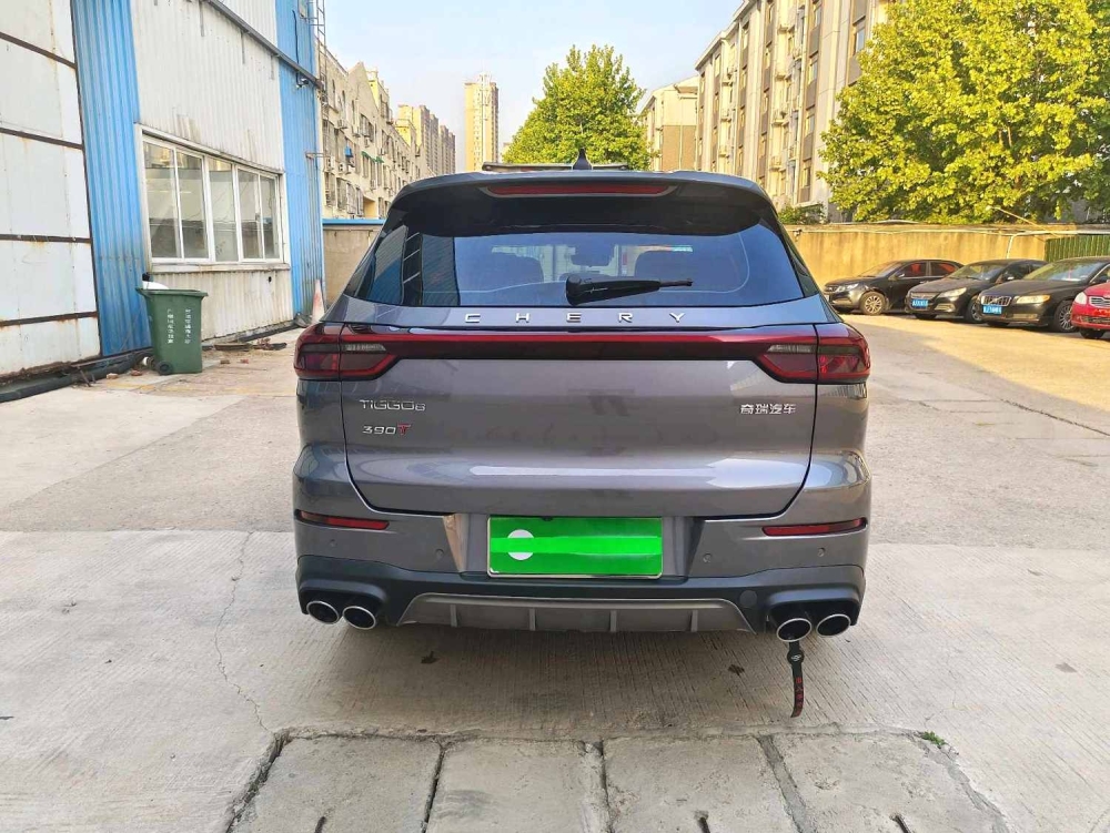 Tiggo 8