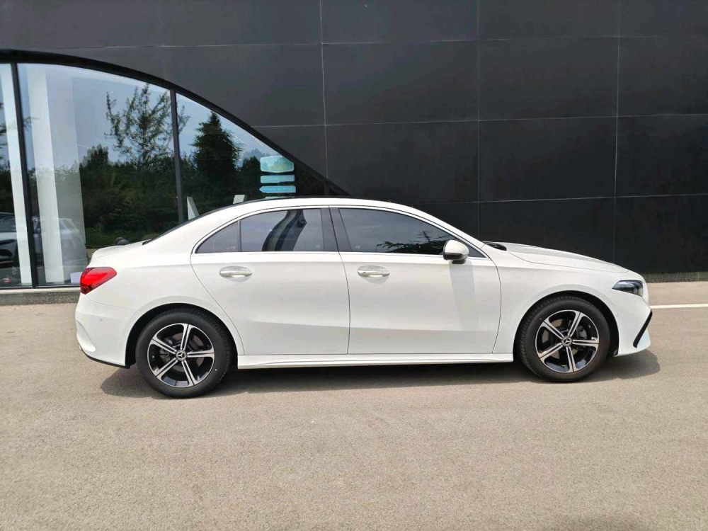 A-Class A200L