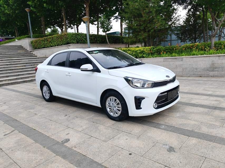 KIA Pegas