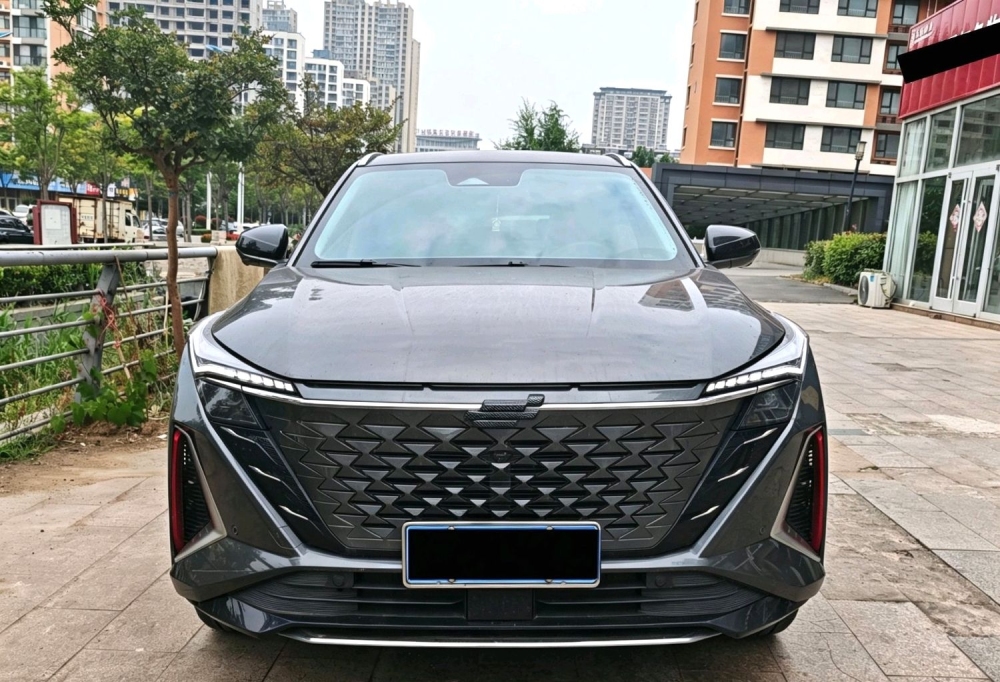 Changan Oshan Z6