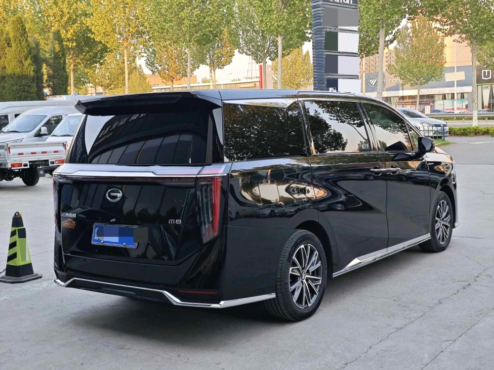 Trumpchi M8