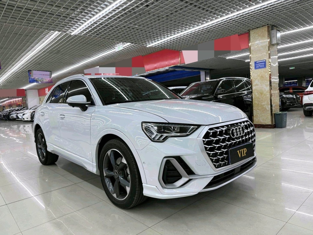 Q3