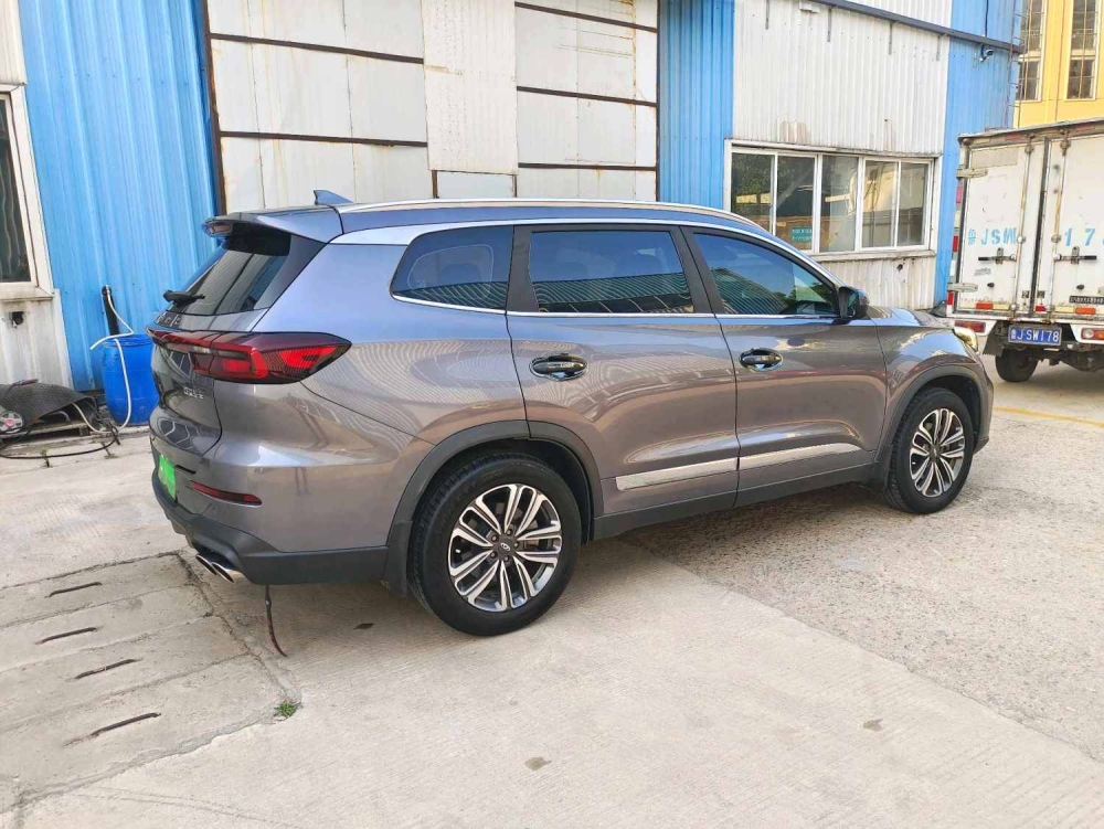 Tiggo 8