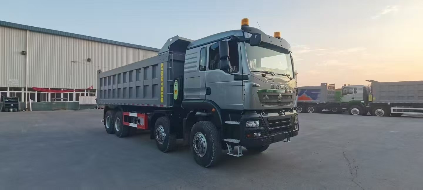 HOWO TX400 8x4 dump truck