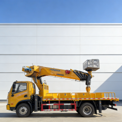 最大作业高度32米高空作业车 - 重型柴油动力，适用于建筑和市政工程
