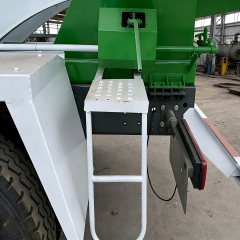 中国重汽全新8x4 12轮混凝土搅拌车 | ZF变速箱湿式喷射混凝土