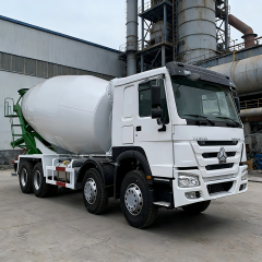 HOWO 8×4 二手混凝土搅拌车 | 中国制造 欧5 工程车辆