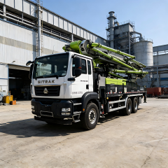 出售二手63米混凝土臂架卡车，配备ZF变速箱和潍柴发动机