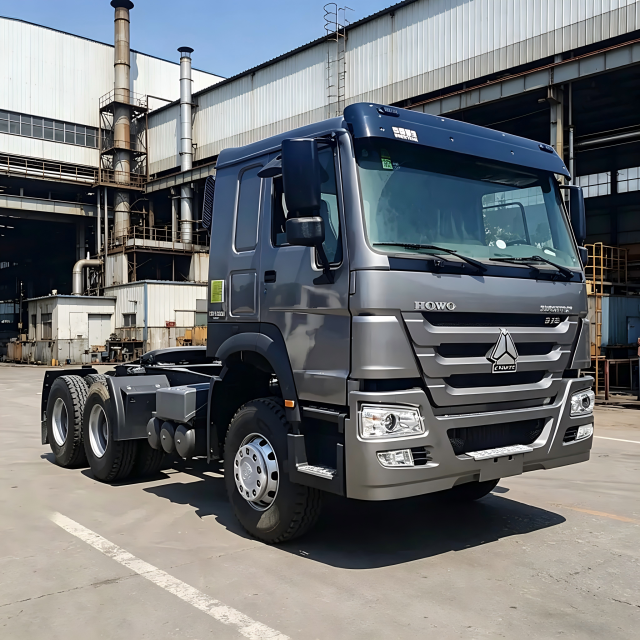 中国重汽Sitrak C9H 6X4牵引车头 - 重型卡车出售