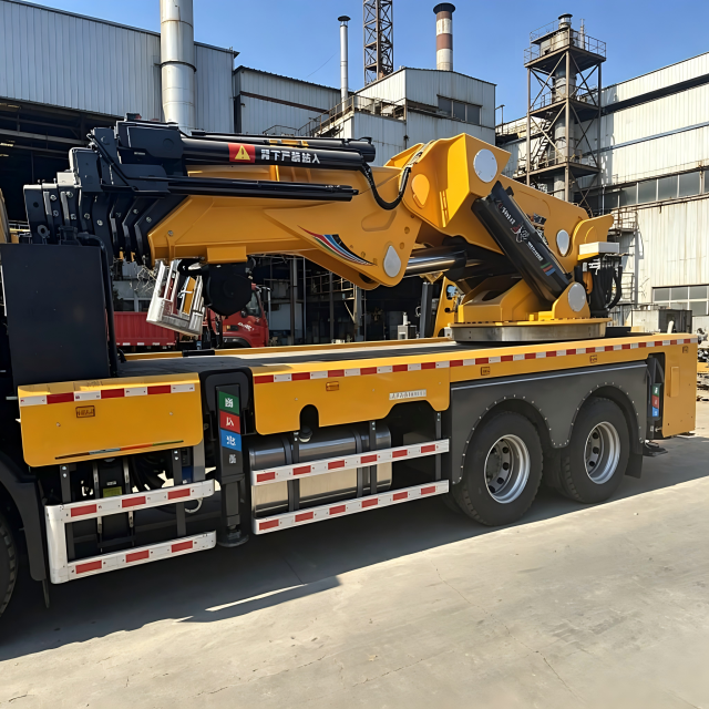 Heavy Duty Folding Arm Truck Crane – 10 Ton Used Lorry Loader for Sale