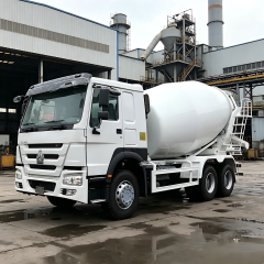 HOWO Used Wet Shotcrete Mixer Truck for Sale - High Productivity Heavy Duty Engineering Vehicle