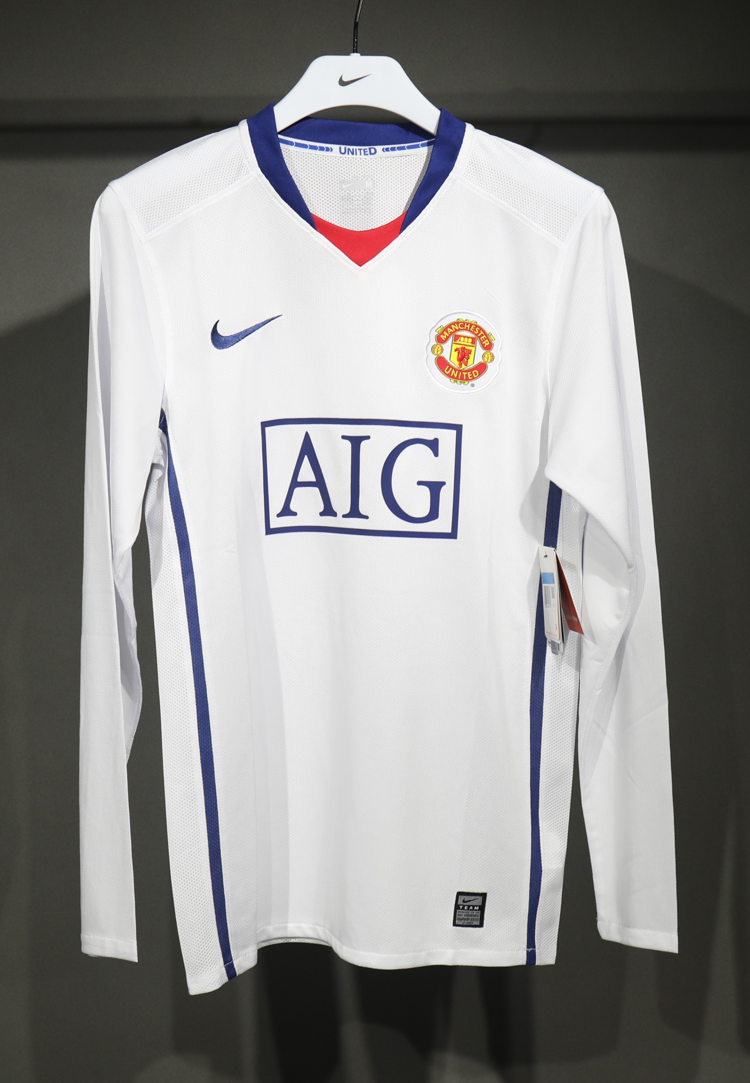 08-09 Manchester United Away Retro Jersey Player Edtion