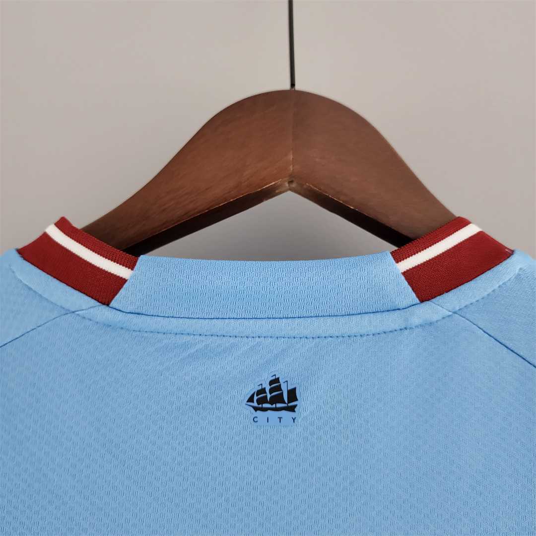 22-23 Manchester City Home Jersey