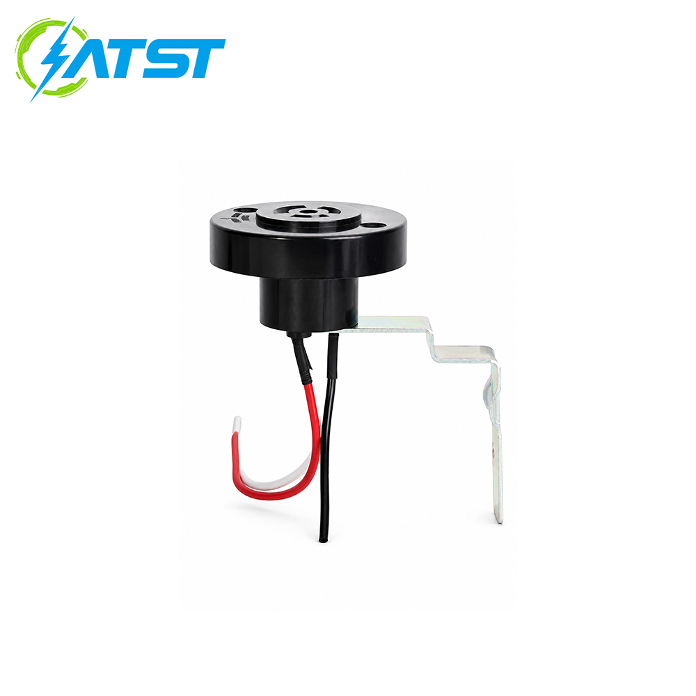 2410E Light-controlled Switch