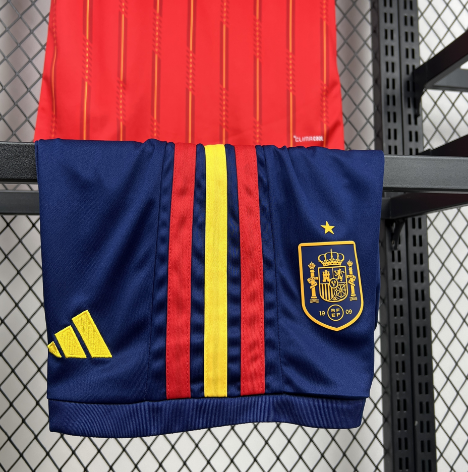 2026 World Cup KIDS Spain Home Football Shirt 1:1  China Quality
