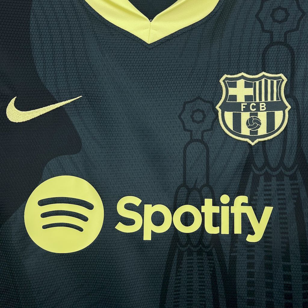 2024-2025 Barcelona Club Dark green training Jersey 1:1 China Quality