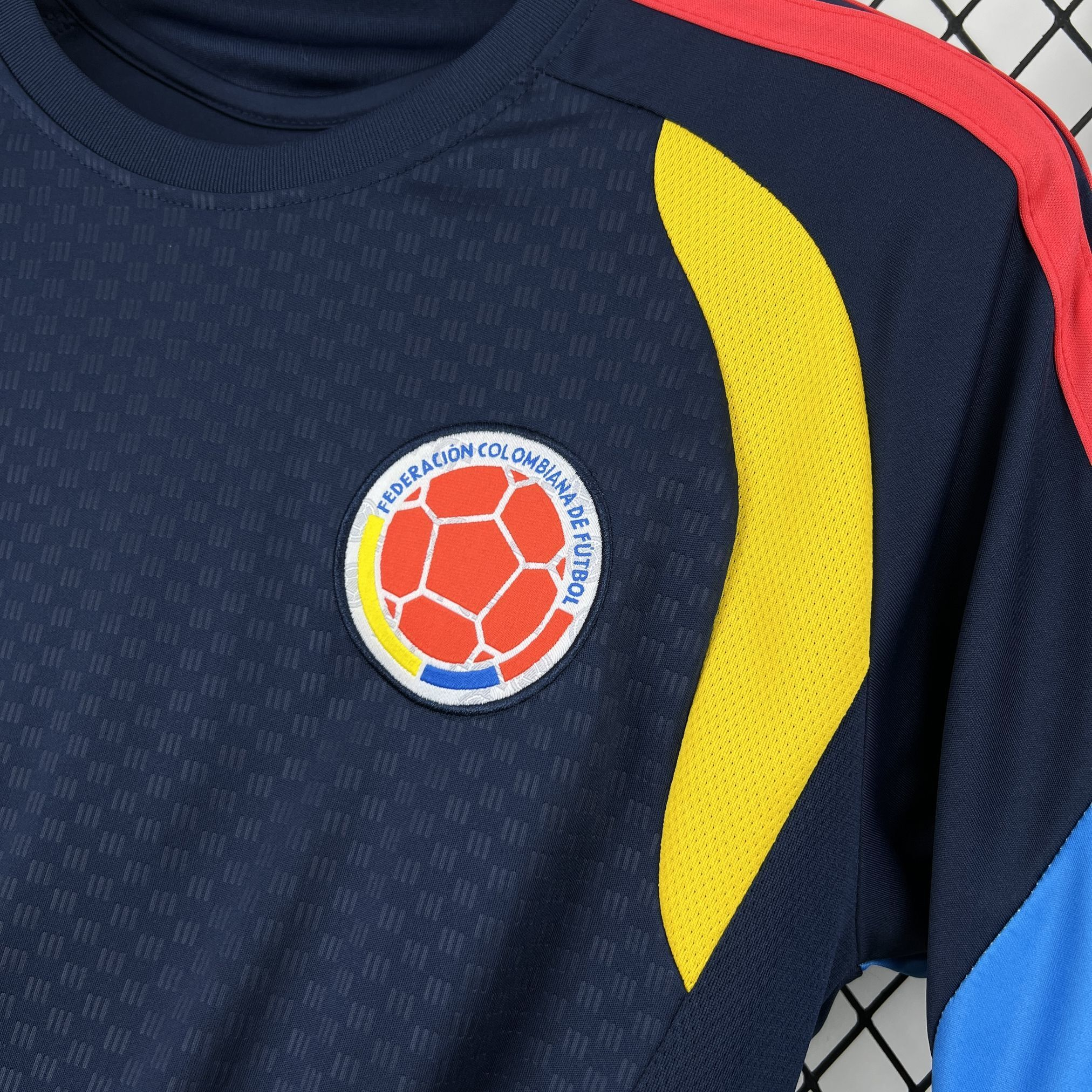 2026 World Cup Colombia Mens Pre-Match Football jersey Fan edition1:1  China Quality