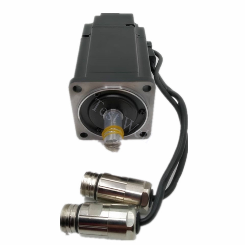 Yaskawa SGMJV-04A3L21 Small Servo Motor