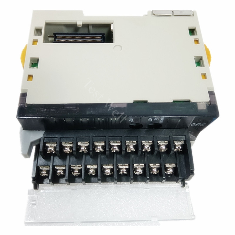 Omron SRT2-ID08 Input Module for Omron PLC