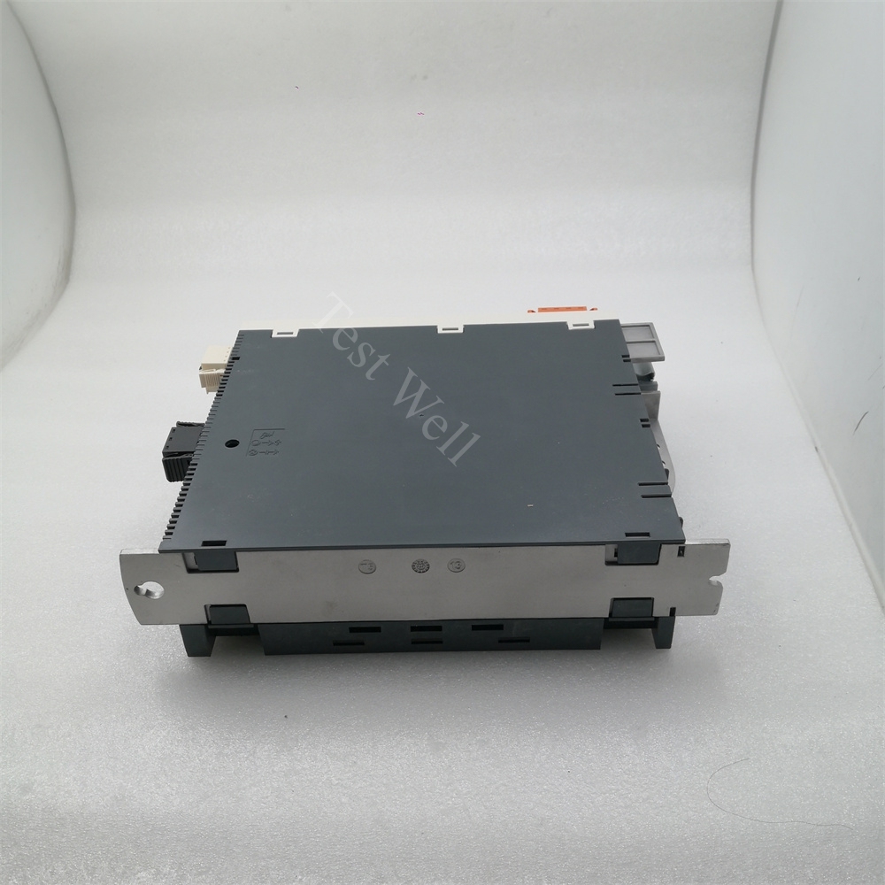 Schneider LXM18ME20M2X Lexium Servo Drive Controller