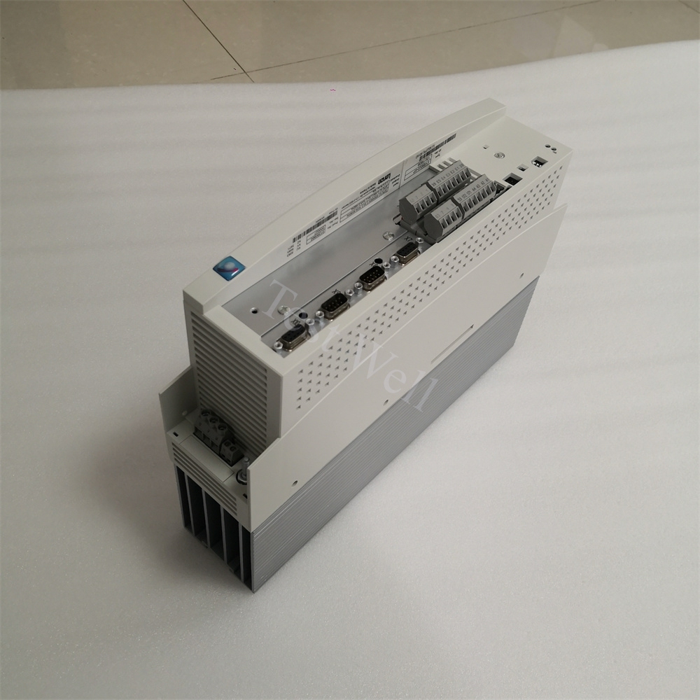 Lenze E82EV222K2C200 Single Phase Input Frequency Converter Drive
