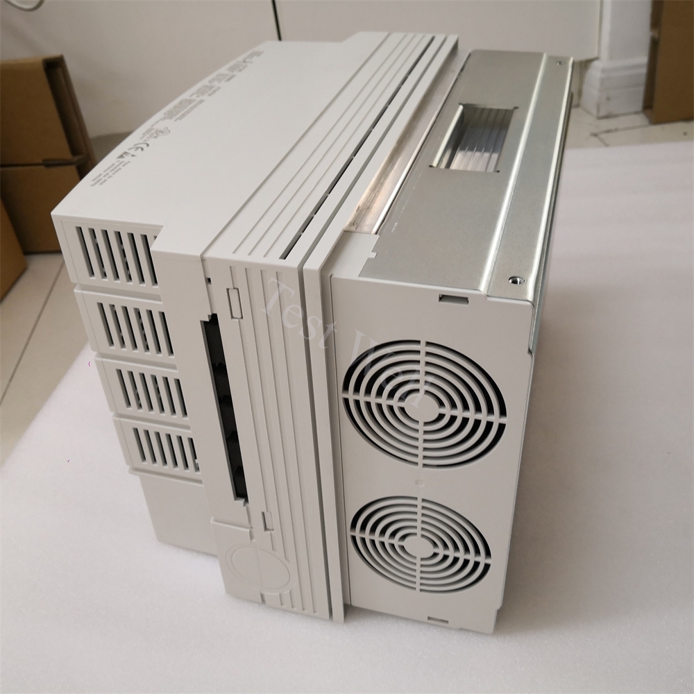 Lenze E82EV751K4C 7.5KW Three Phase Standard AC Variable Drive