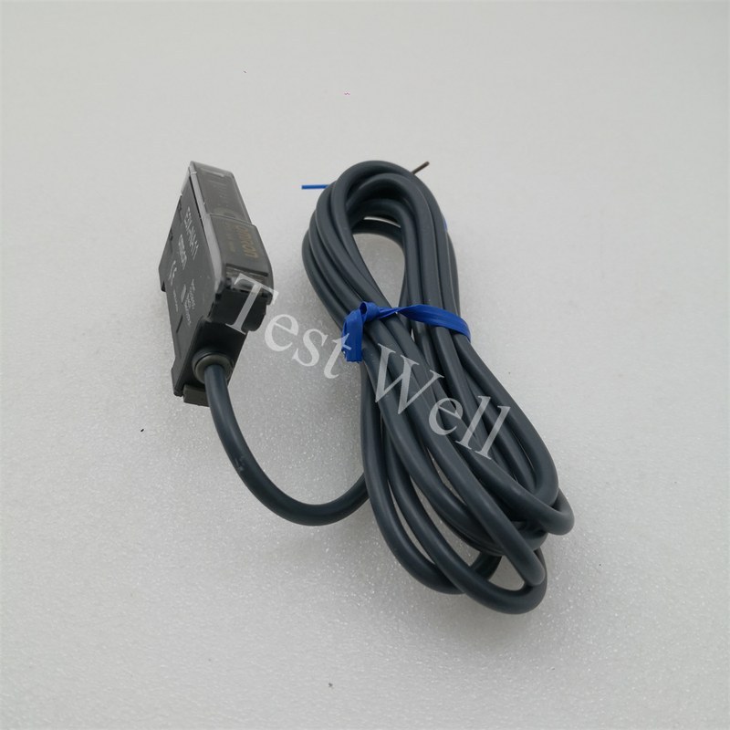 OMRON E3NX-CA11 Sensor