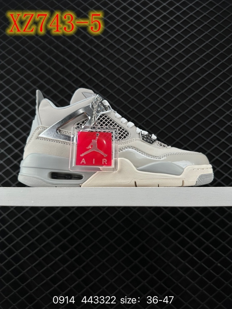 XZ743 Nike A4 Retro OG