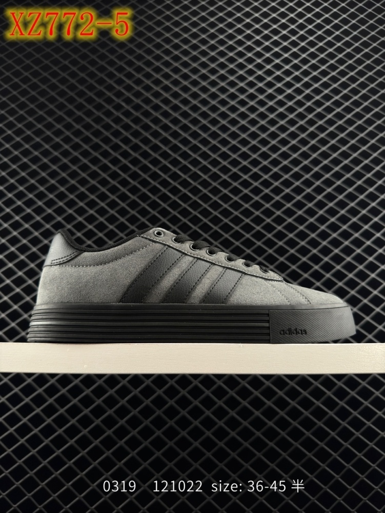 XZ772 Adidas DAILY 4.0