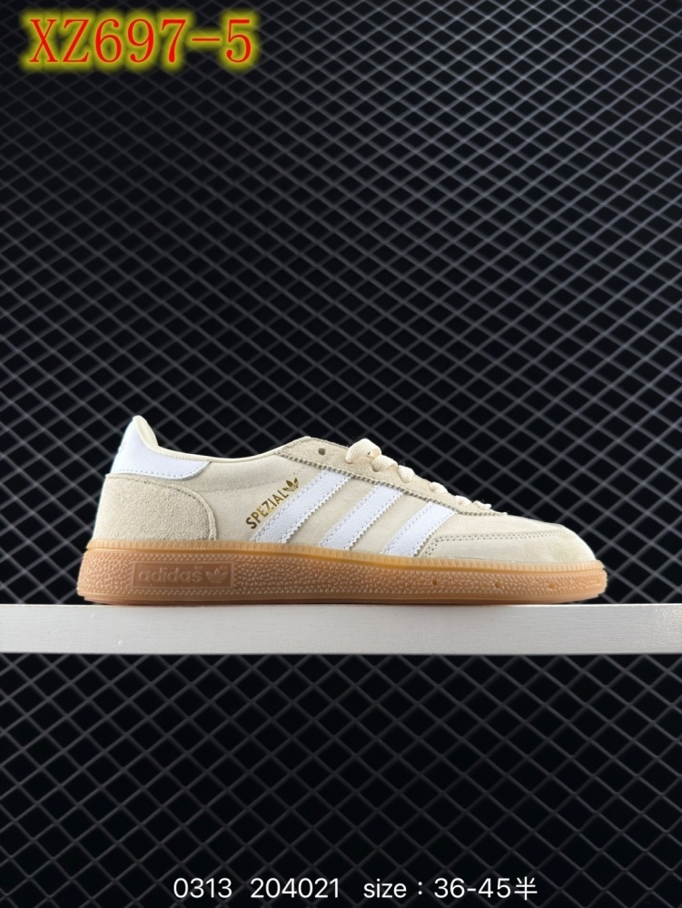 XZ679 Adidas Handball Spezial