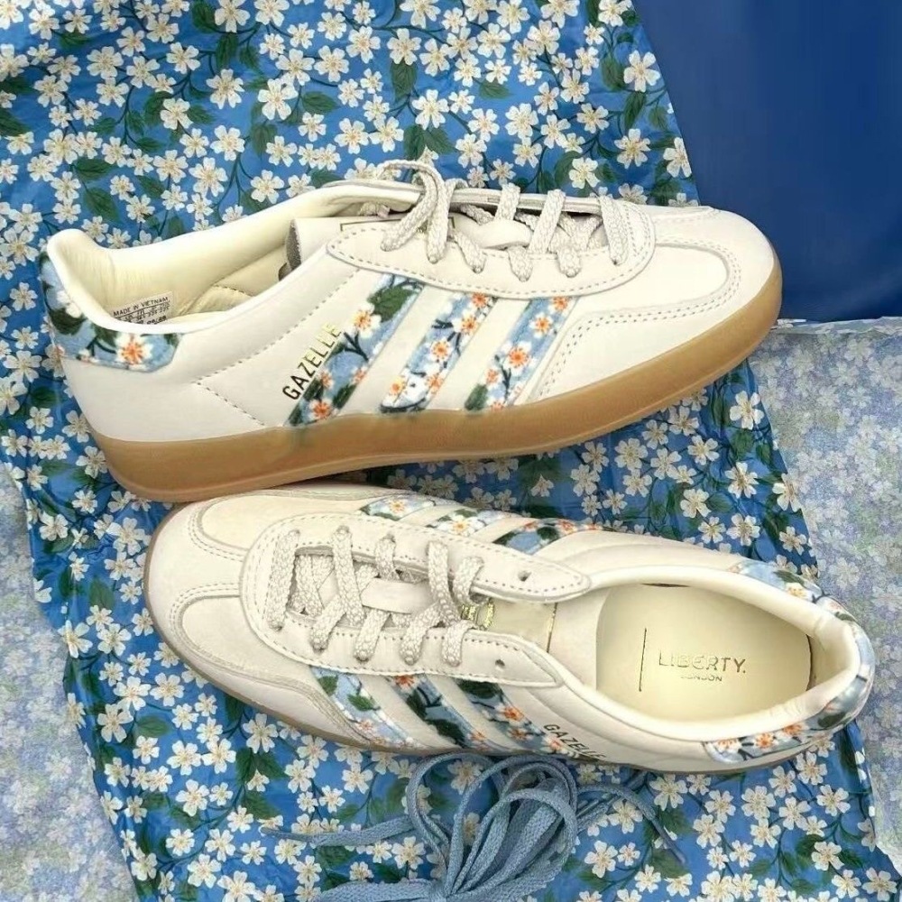 ADIDAS German Training Shoes Blue Daisy Floral Print Sports Casual Shoes