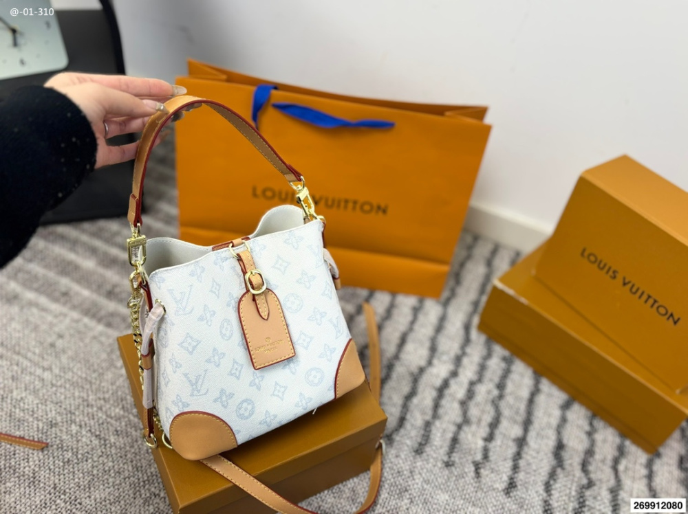 LV monogrammed shoulder bag, crossbody bag, and tote bucket bag (5 colors)