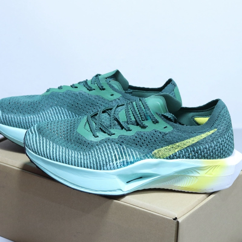 fly With shoe box nike