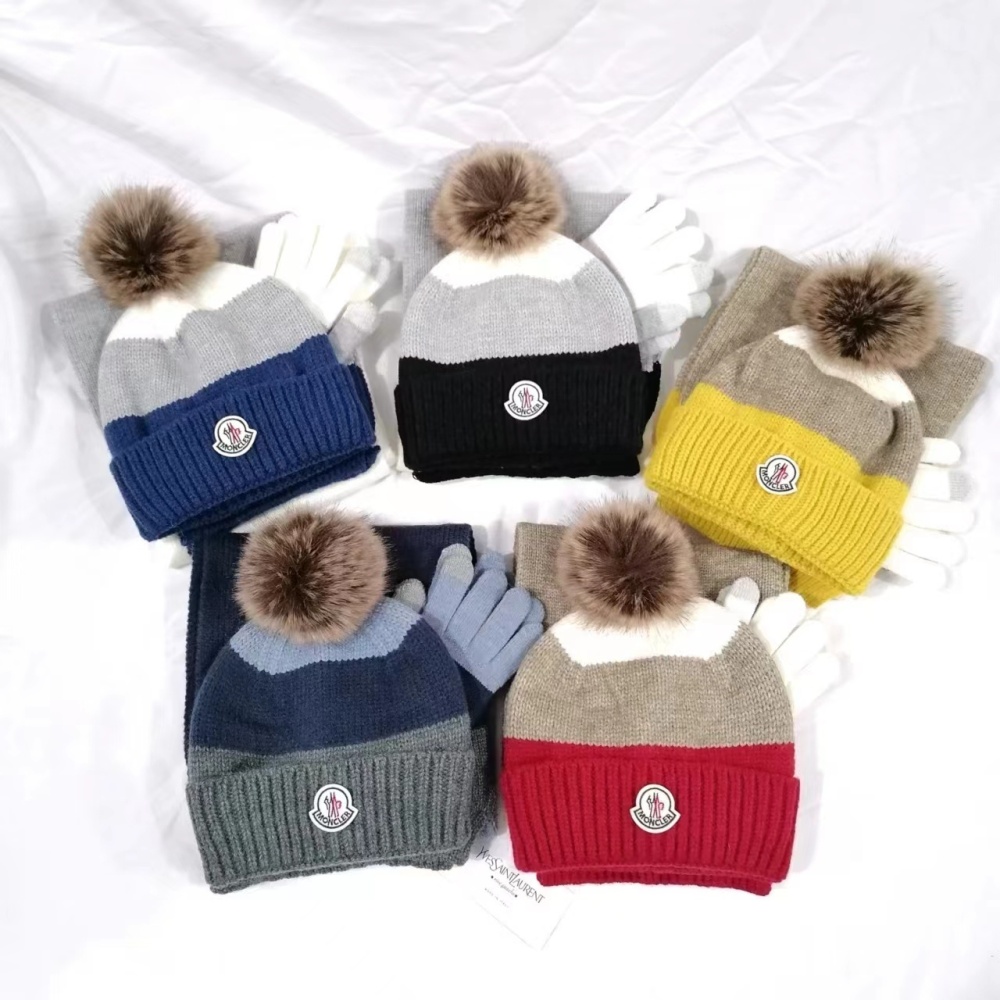 Moncler winter three-piece set (scarf + fleece-lined hat + gloves)