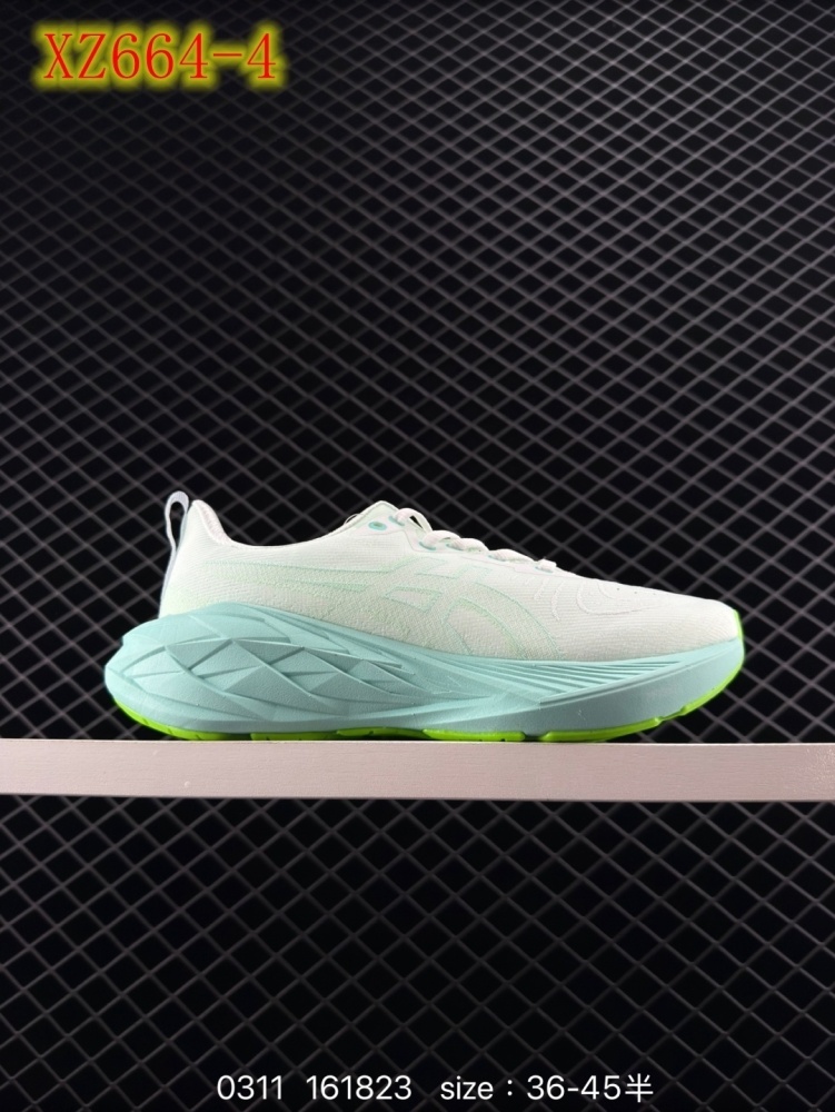 XZ664 Asics Novavlast 4