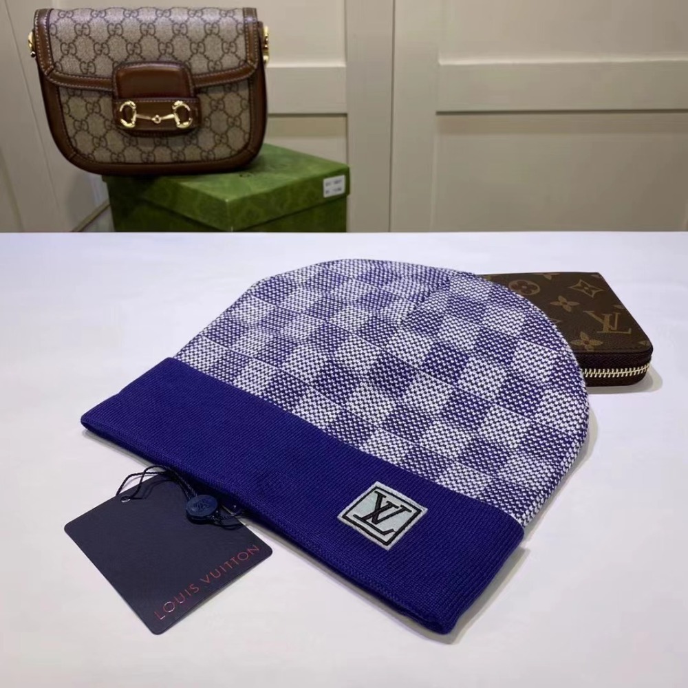 LV unisex warm casual knit hat 2