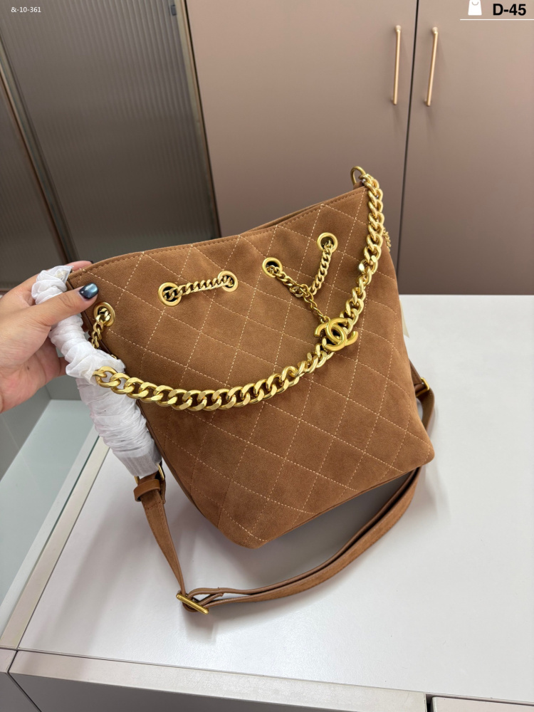 CHANEL suede bucket bag, single shoulder crossbody bag