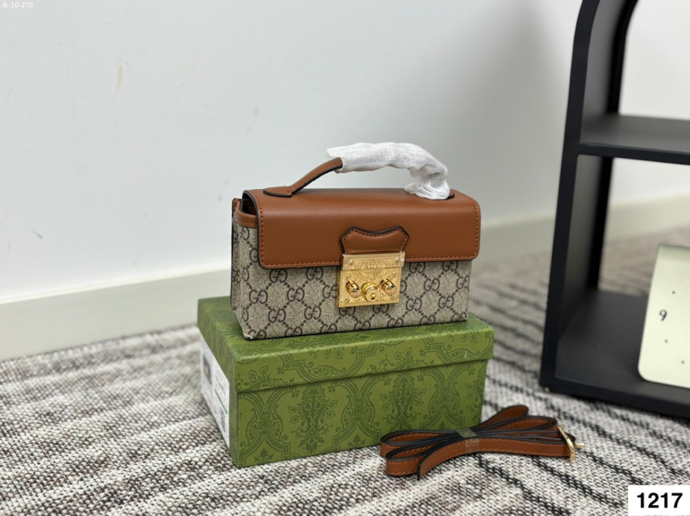 Gucci3 color single shoulder crossbody hand-held Moonlight Treasure Box small square bag