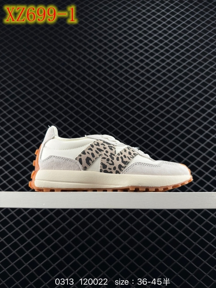 XZ699 New alance 327